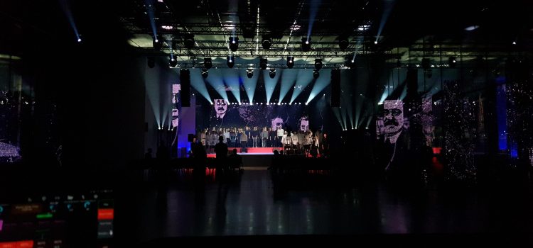 Riffarrica Tartu Rahvusülikooli 100. juubelipeol Riffarrica Tartu Rahvusülikooli 100. juubelipeol